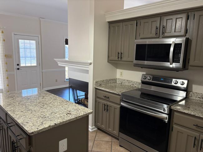 574 Tara Oaks Cv, House other with 4 bedrooms, 2 bathrooms and null parking in Collierville TN | Image 4