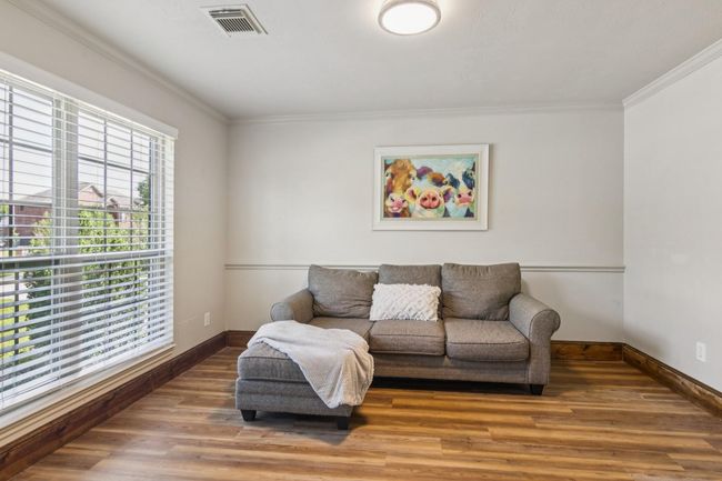 Crown molding and double windows. | Image 7
