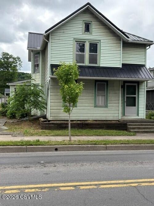 83 Chestnut Street, Mifflinburg, PA, 17844 | Card Image