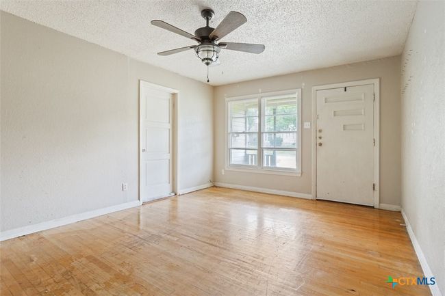 1806 S 37 Th St, House other with 4 bedrooms, 2 bathrooms and null parking in Temple TX | Image 6