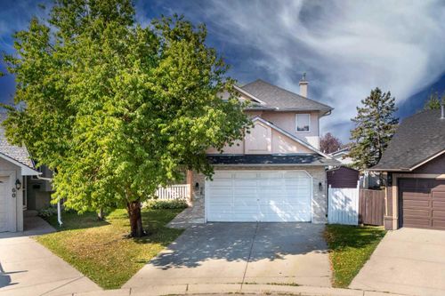 56 Martinglen Pl Ne, Calgary, AB, T3J3J1 | Card Image