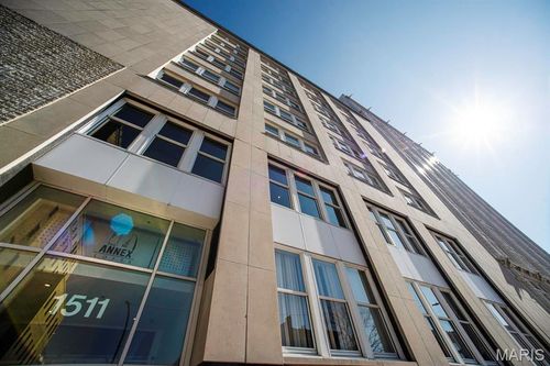 apt-301-1511 Locust St, Saint Louis, MO, 63103-1843 | Card Image