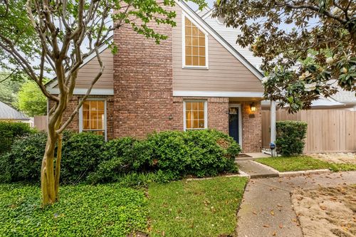 701-17820 Windflower Way, Dallas, TX, 75252-5209 | Card Image