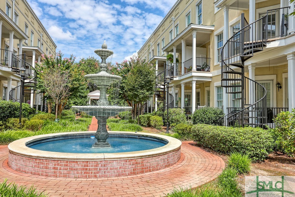 Charlton St, Savannah, GA 31401