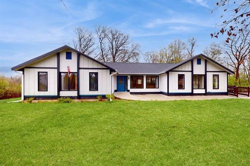 401 Host Dr, Lake Geneva, WI, 53147-2500 | Card Image