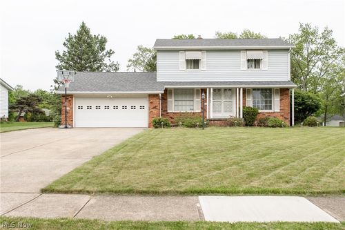 5411 Mardale Ave, Bedford Heights, OH, 44146-1529 | Card Image