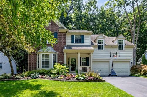 6319 Lake Mathias Dr, New Albany, OH, 43054-7013 | Card Image