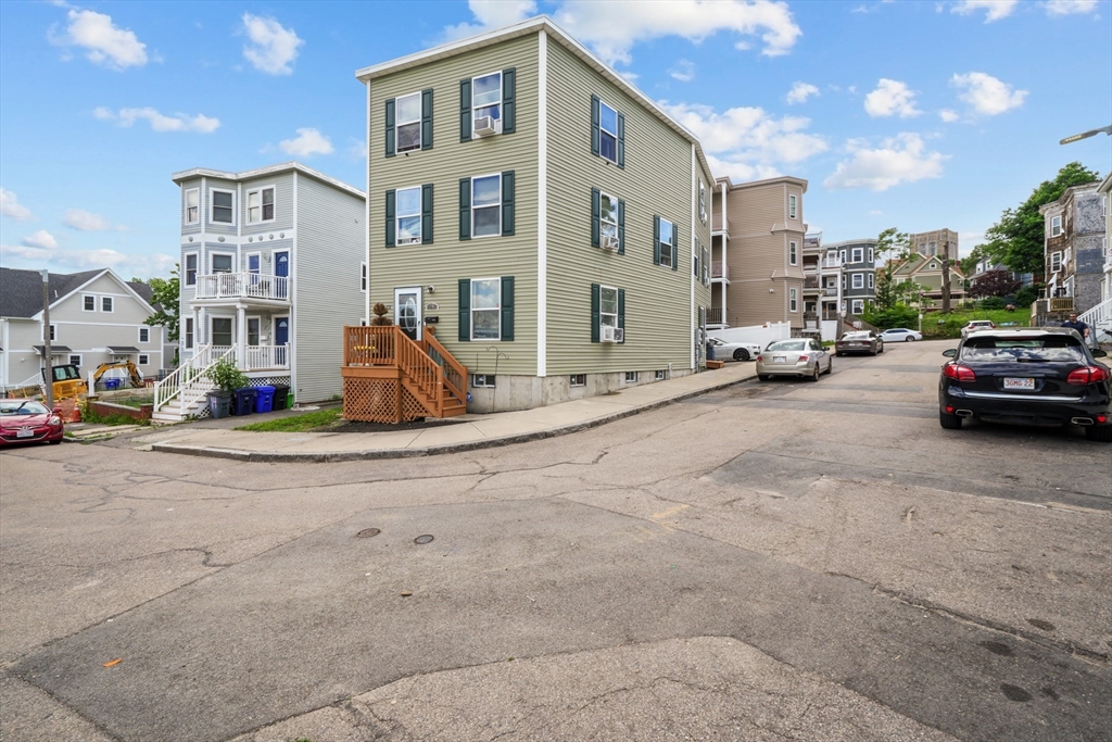 Woodford St, Dorchester, MA 02125