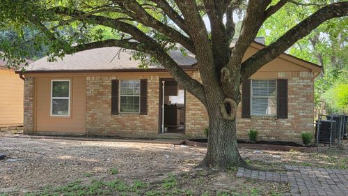 11823 Stonehedge Dr, Conroe, TX, 77303-5150 | Card Image