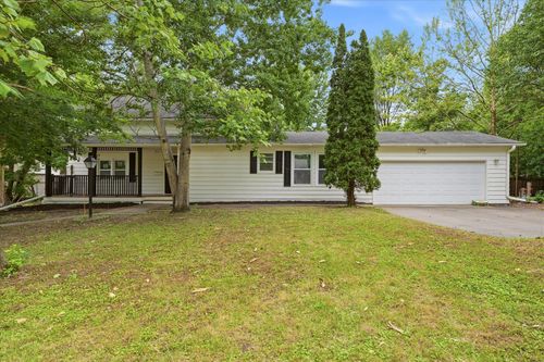 3715 31st Ave N, Robbinsdale, MN, 55422-3226 | Card Image