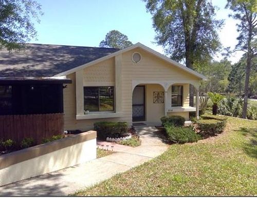 --8158 Sturbridge Ct, Weeki Wachee, FL, 34613-7520 | Card Image