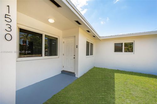 1530 47th Ave, Lauderhill, FL, 33313-5550 | Card Image