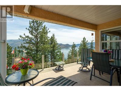 201 - 4450 Ponderosa Dr, Townhouse with 2 bedrooms, 2 bathrooms and null parking in Peachland BC | Image 3