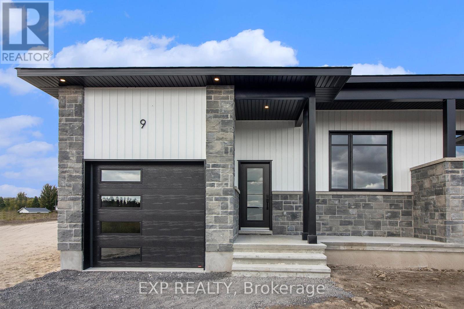 Residential in Clarence-Rockland 3