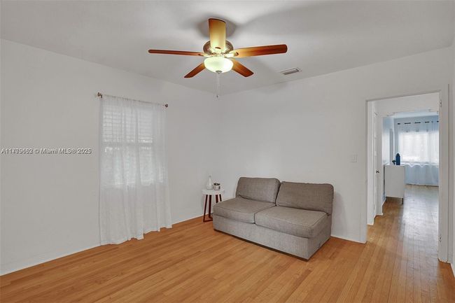 2462 Sw 22 Nd Ter, House other with 3 bedrooms, 2 bathrooms and null parking in Miami FL | Image 25