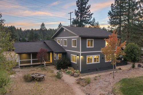 10300 Martis Valley Road, Truckee, CA, 96161-2128 | Card Image