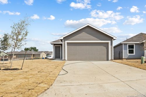 1003 Beck Ter, San Antonio, TX, 78221-4566 | Card Image