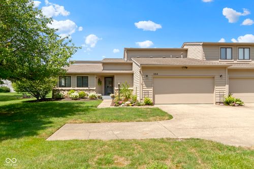 364 Sandbrook Ct, Noblesville, IN, 46062-7523 | Card Image