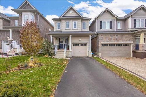 39 Mccargow Dr, Caledonia, ON, N3W0C3 | Card Image