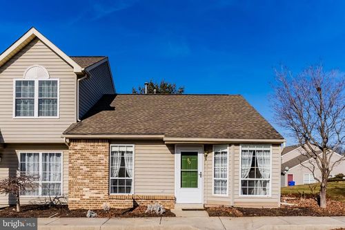 50 Eastwick Ln, CARLISLE, PA, 17015-7627 | Card Image