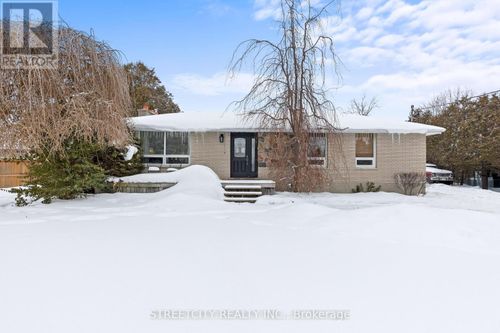 2632 Catherine St, Dorchester, ON, N0L1G4 | Card Image