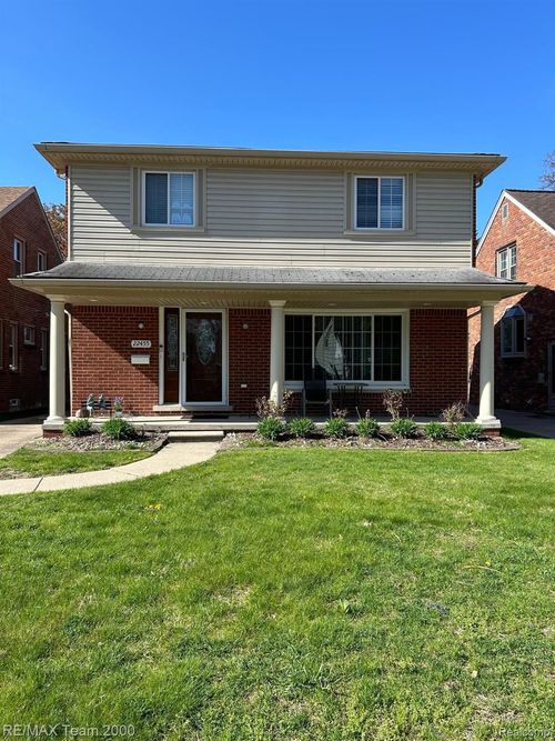 22455 Olmstead St, Dearborn, MI, 48124-4716 | Card Image