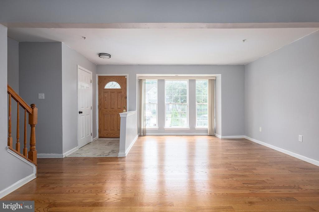 Residential Lease in WINDSOR MILL 5