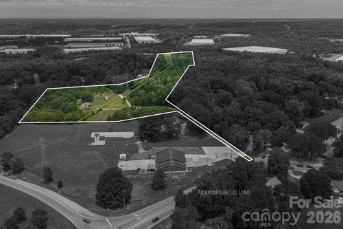 189 Campbell Ln, Lincolnton, NC, 28092-7116 | Card Image