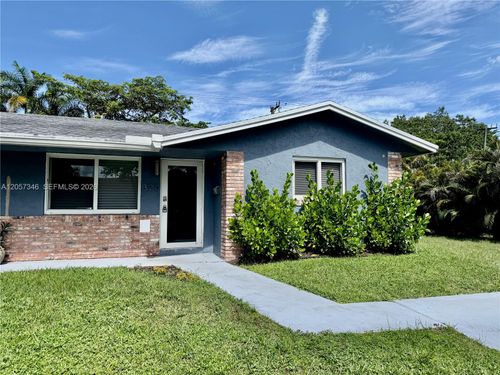 0-320 Holloway Dr, Plantation, FL, 33317-2442 | Card Image
