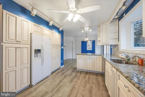 103 Valley Rd, WILMINGTON, DE, 19804-1310 | Card Image