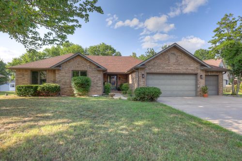 925 Gene Taylor Dr, Carthage, MO, 64836-3229 | Card Image
