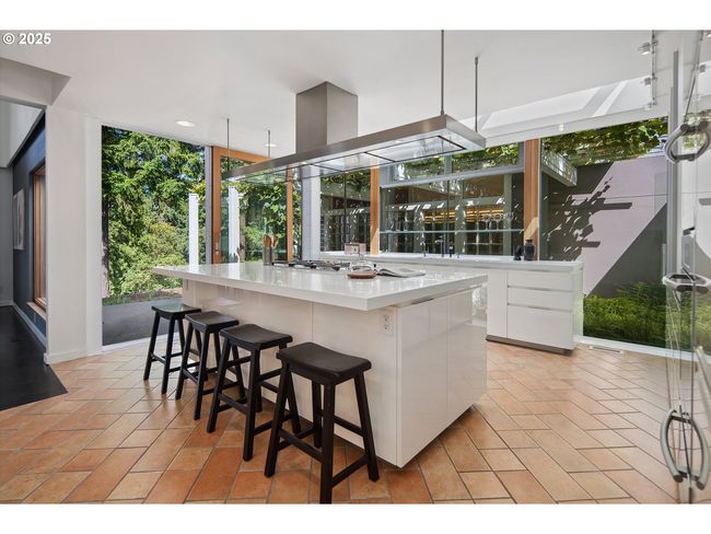 693 Terrace Dr, House other with 4 bedrooms, 4 bathrooms and 5 parking in Lake Oswego OR | Image 21