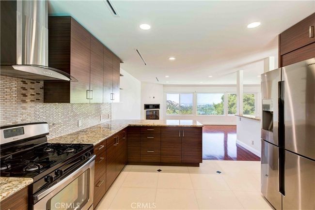 202 Edwards Pl, House other with 3 bedrooms, 4 bathrooms and 2 parking in Glendale CA | Image 9