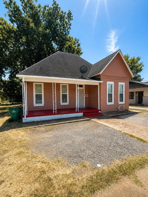 416 W Palestine Ave, Palestine, TX, 75801-7536 | Card Image