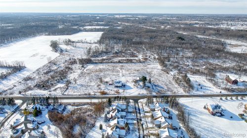 5583 Napier Rd, Plymouth, MI, 48170-5033 | Card Image