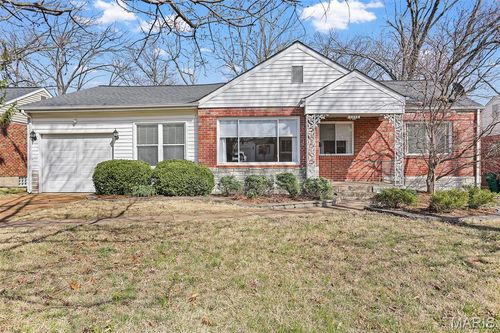 1334 Pinetree Ln, Saint Louis, MO, 63119-4718 | Card Image
