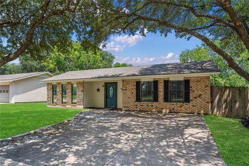 1103 Haines Dr, College Station, TX, 77840-4311 | Card Image