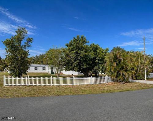 2520 Brownell Court, North Fort Myers, FL, 33917 | Card Image