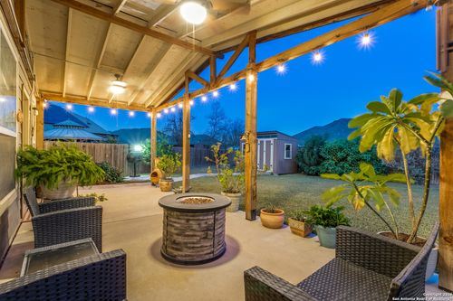 2214 Loska Mnr, San Antonio, TX, 78251-5005 | Card Image