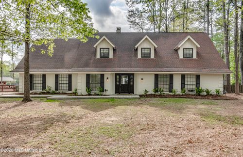 907 Audubon Point Dr, Brandon, MS, 39047-6442 | Card Image