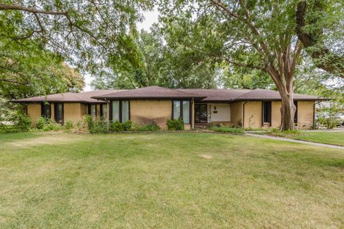 2243 W Bella Vista, Wichita, KS, 67203 | Card Image