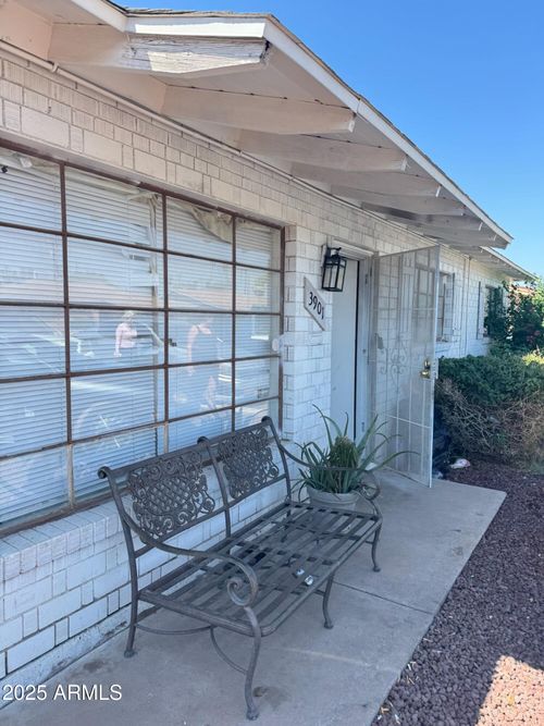 3901 W Keim Dr, Phoenix, AZ, 85019-1617 | Card Image