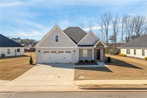 2200 Lakeview Drive, OPELIKA, AL, 36801 | Card Image