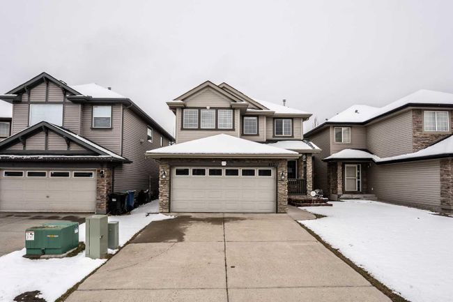 412 Kincora Bay Nw, Home with 3 bedrooms, 2 bathrooms and 4 parking in Calgary AB | Image 2