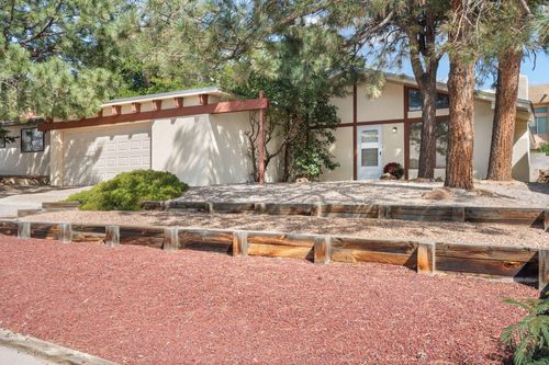 1532 Willys Knight Dr Ne, Albuquerque, NM, 87112-6341 | Card Image