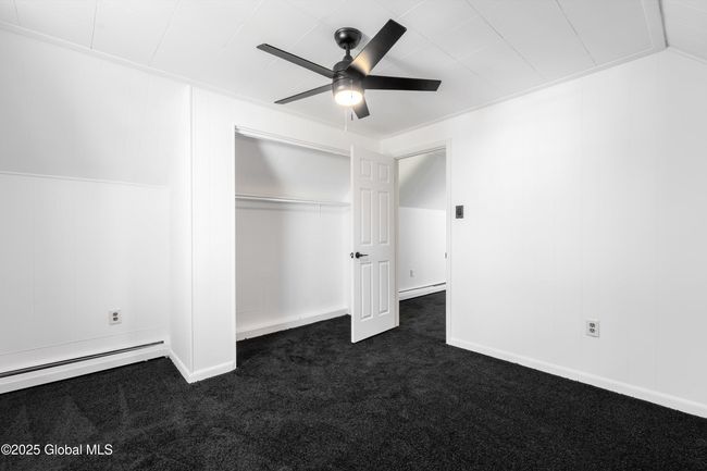 556 Clarendon St, House other with 2 bedrooms, 1 bathrooms and 2 parking in Schenectady NY | Image 17