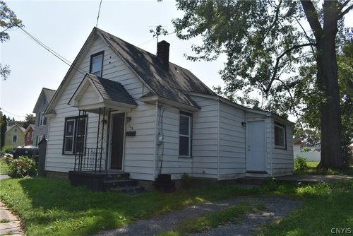145 Osborne St, Auburn, NY, 13021-5030 | Card Image