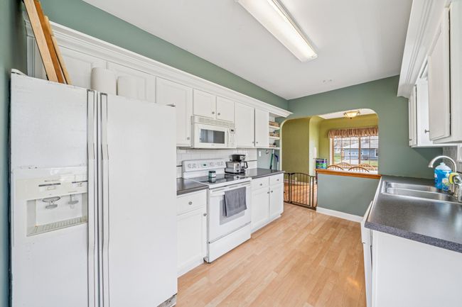 04_interior.jpg | Image 4