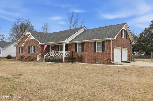 1520 Jones Dr, Elizabeth City, NC, 27909-7886 | Card Image