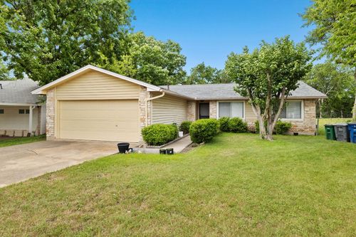 607 Elderberry Cv, Austin, TX, 78745-6517 | Card Image
